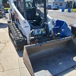 2022 Bobcat T595 — Reseda, CA (photo 2)