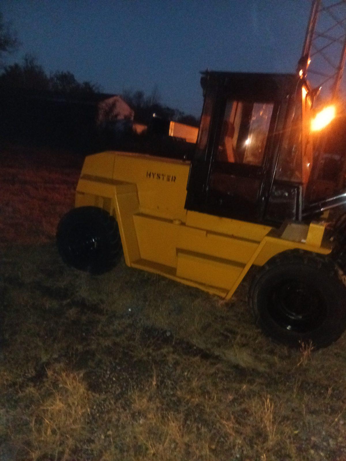 1987 Hyster H230XL — Shelbyville, KY (photo 3)