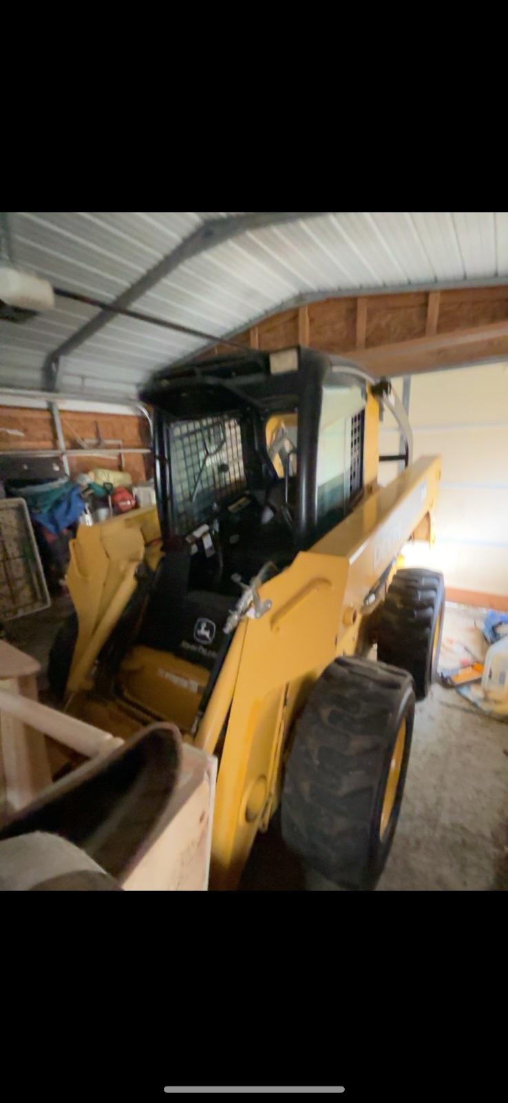 2007 John Deere 325 — Edinburgh, IN (photo 1)